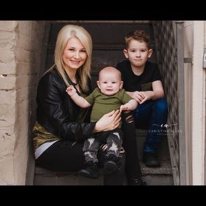 Meet your Posher, Ashley